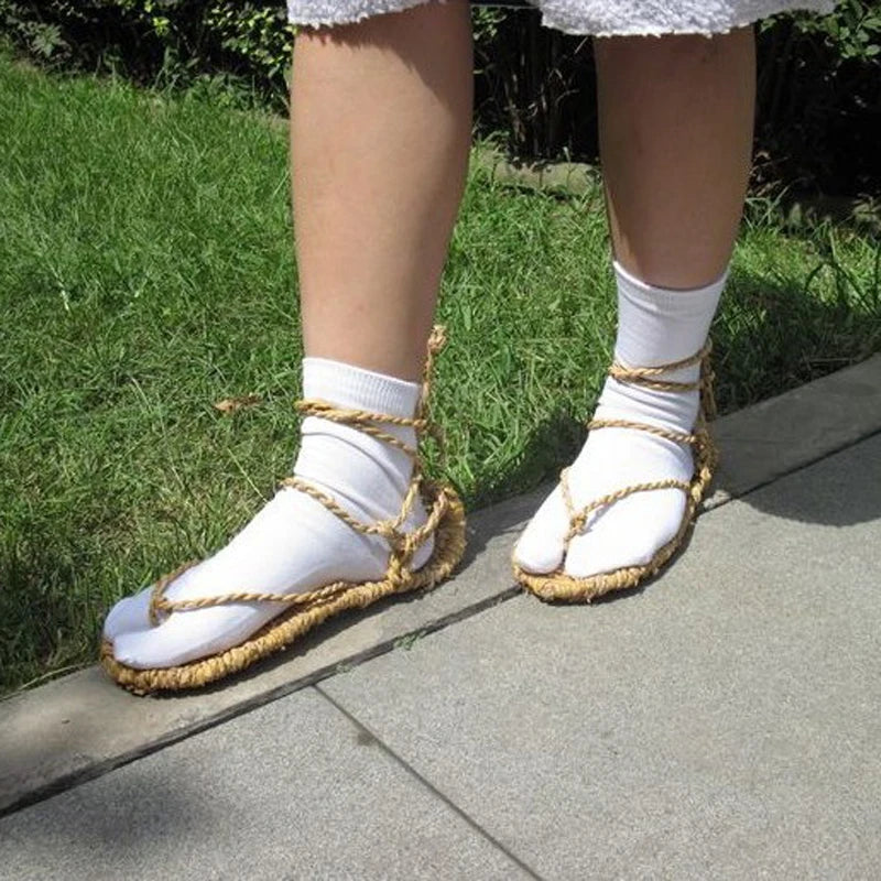 BLEACH COSTUMES HAND-MADE STRAW SANDALS SLIPPER SHOES + FREE SOCKS COSPLAY PROPS