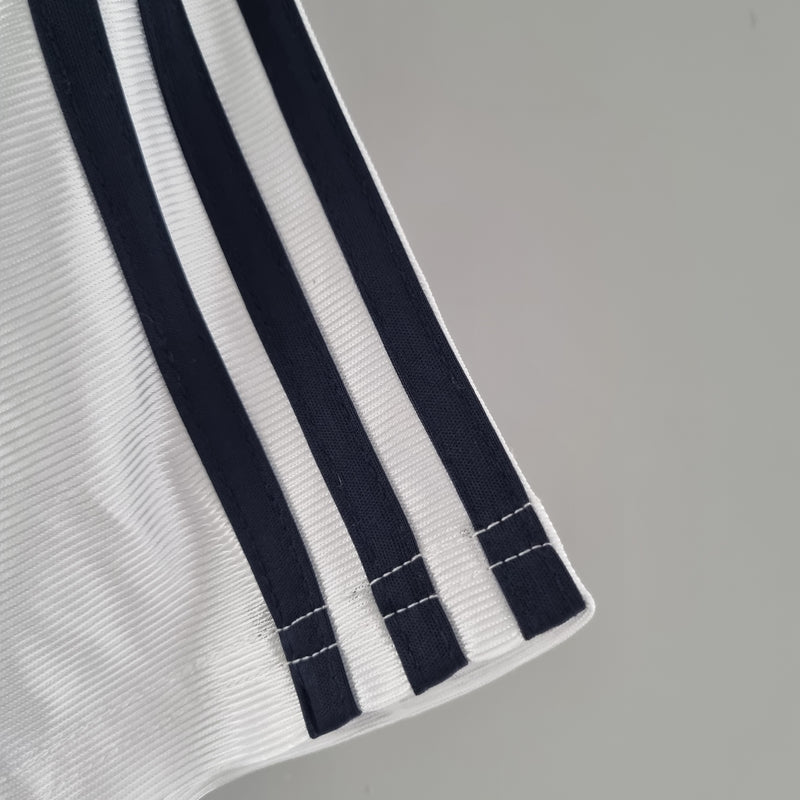 Camisa Home Real Madrid 1999/2000 – O Início da Era Galáctica