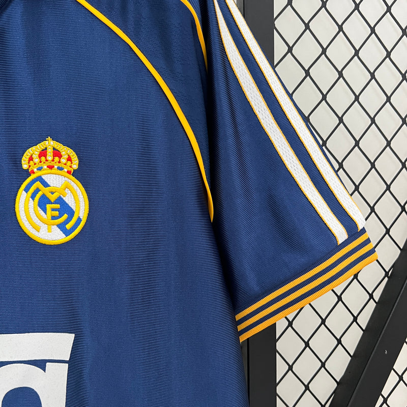 Camisa Away Real Madrid 1998/99 – A Era Pré-Galáctica