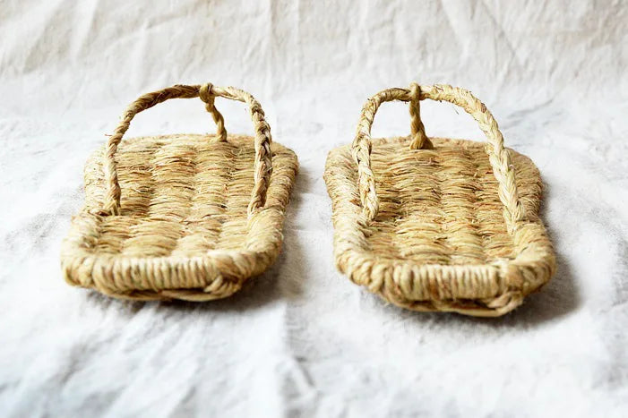 Straw Sandals for Men and Women Drift Beach Sandals Japanese Anime Cos Perform Hand-Woven Retro Shoes Male Summer Big Size 45