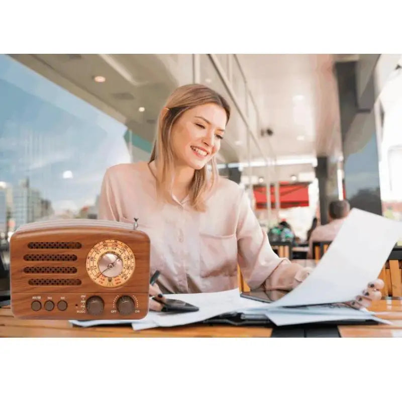 New Classical Retro FM AM Desktop Radio Receiver Rechargeable Portable MP3 Radios Stereo 3W Bluetooth Speaker AUX USB